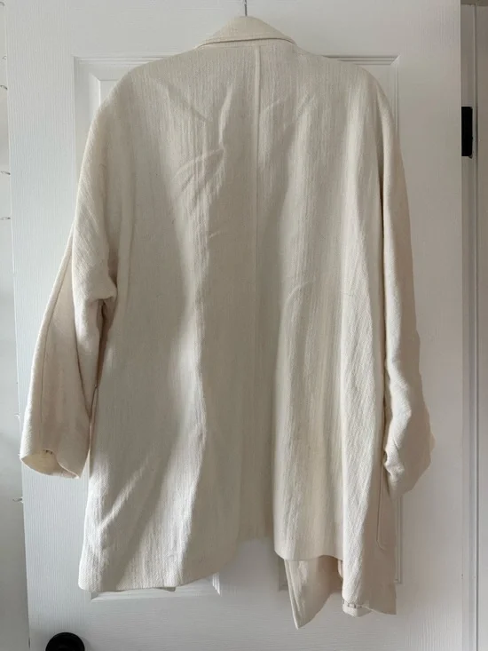 Zara Off-White Double-Breasted Textured Blazer - Picture 2 of 3